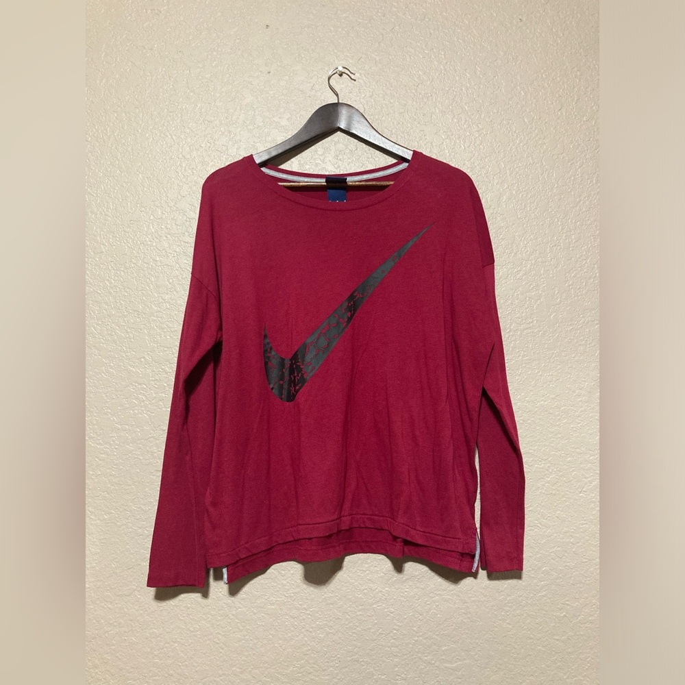 Nike long sleeve T-shirt (USED)